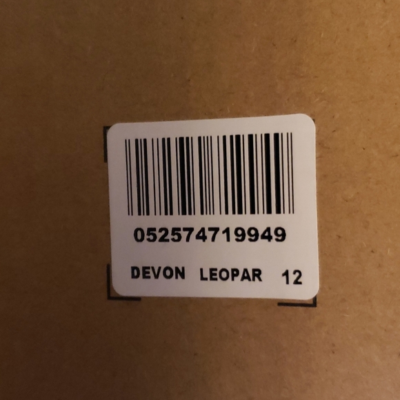 Journey Collection Devon Leopard Flats - Picture 4 of 7